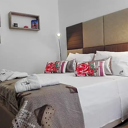Corte Del Pascià Bed & Breakfast Lecce