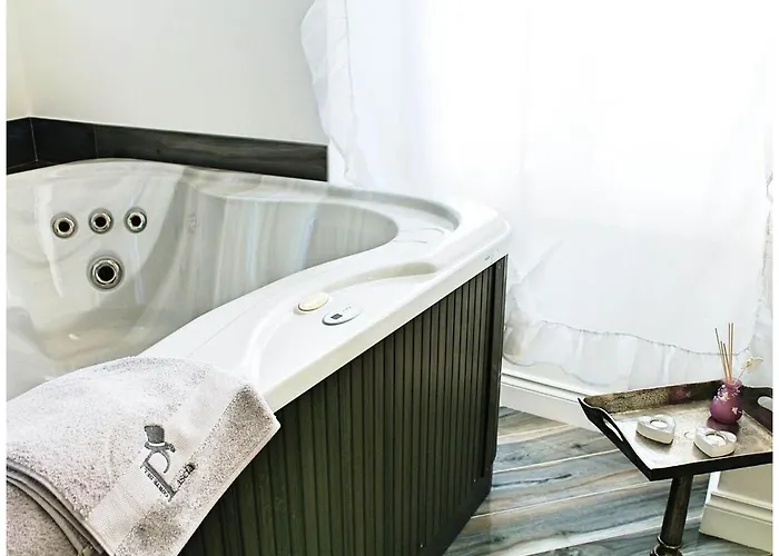 לינה וארוחת בוקר Corte Del Pascia